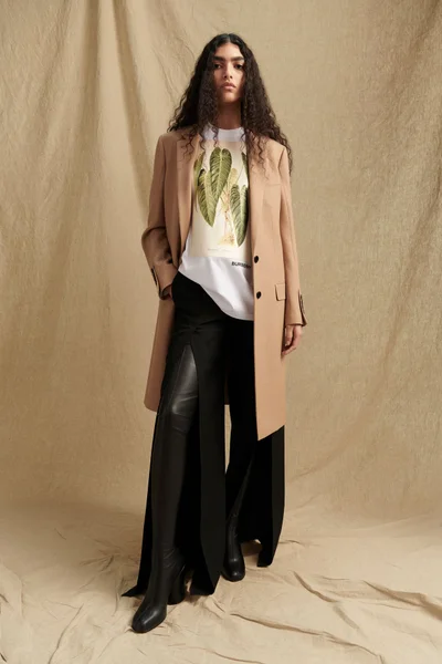Look 19